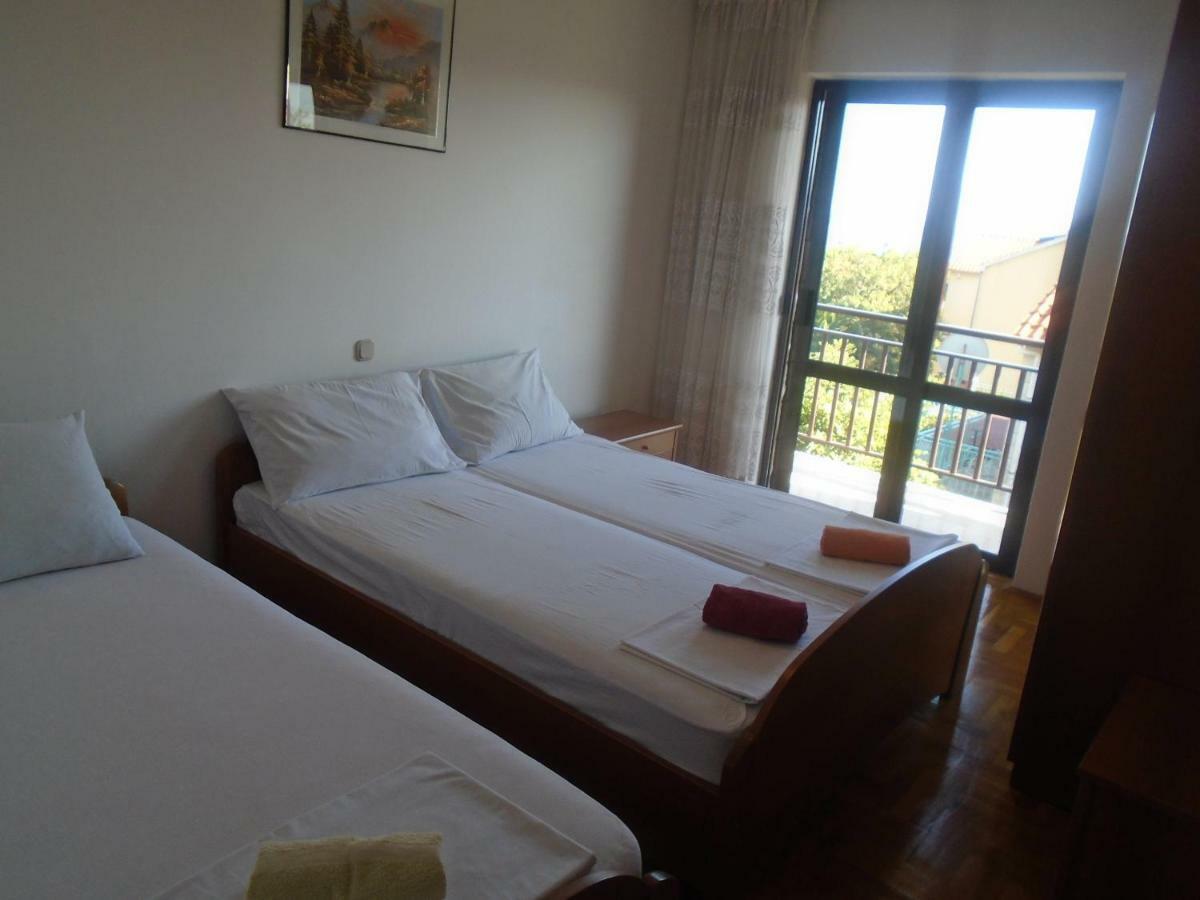 Apartments Sveti Anton Orebic Luaran gambar